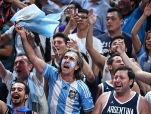 阿根廷世界杯历史战绩（探索阿根廷足球在世界杯赛场上的辉煌时刻和遗憾之处）
