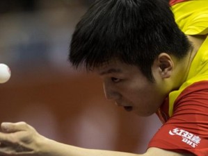 乒乓球直板发球斜线技巧（轻松学会掌握乒乓球发球中的利器）